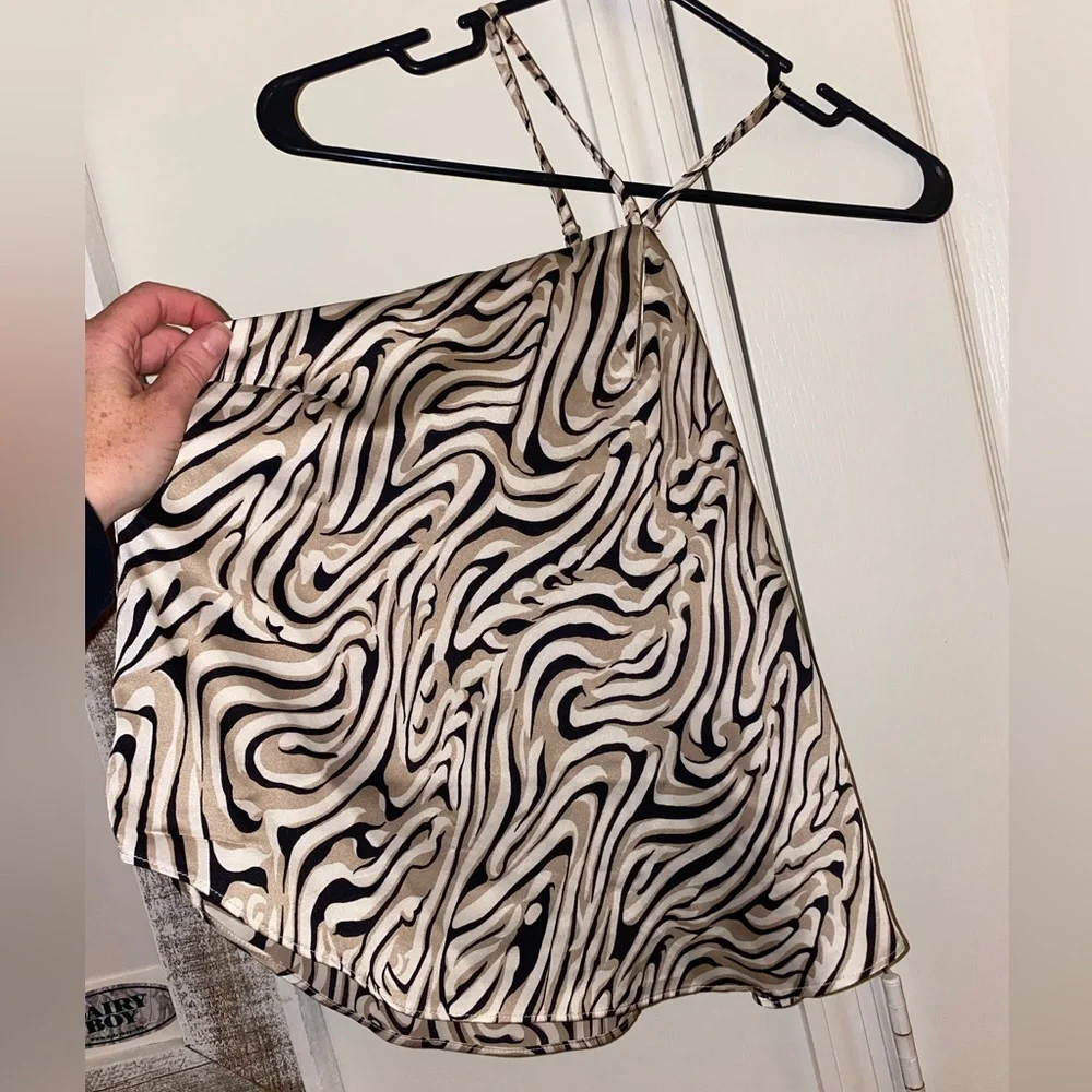 Revolve | Heartloom Willem Halter Top in Trippy | Size M | NWT - Picture 3 of 5